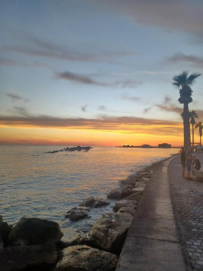 Andri' S Place Paphos Exterior foto